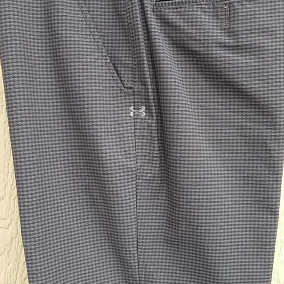 Men's under Armour Golf / Dress Pant - Picture 4 of 7